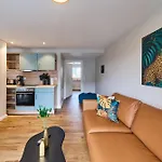 아파트 Haus Strandzeit Strandtiger - App 8 그로미츠